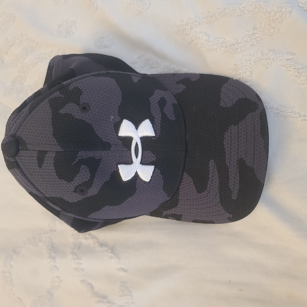 Under Armour Black and Gray Camo Cap